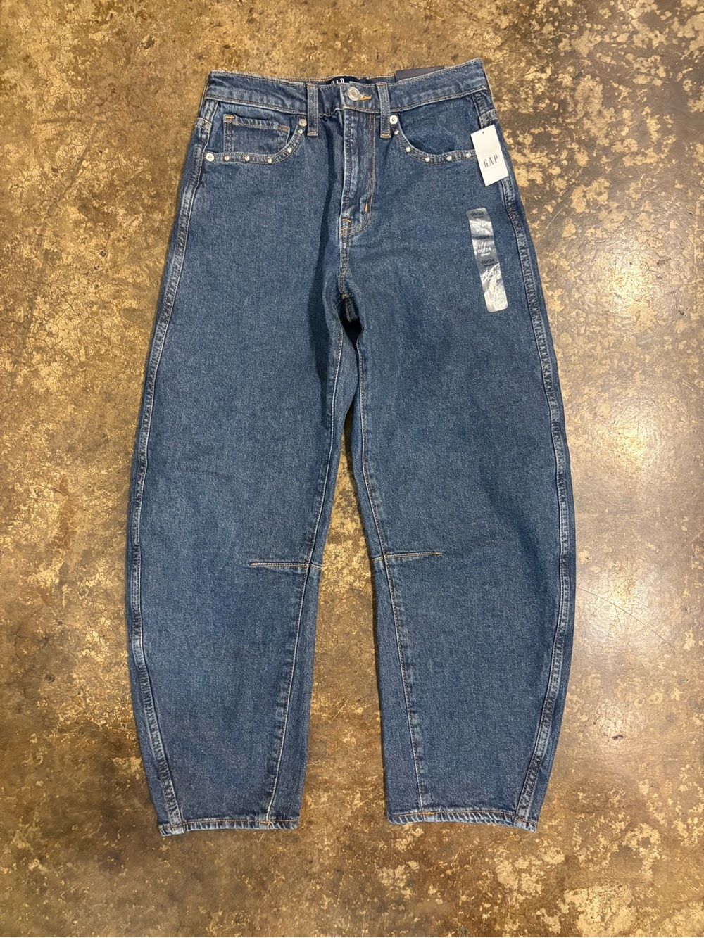 NEW GAP Women’s jeans (studded&barrel)
